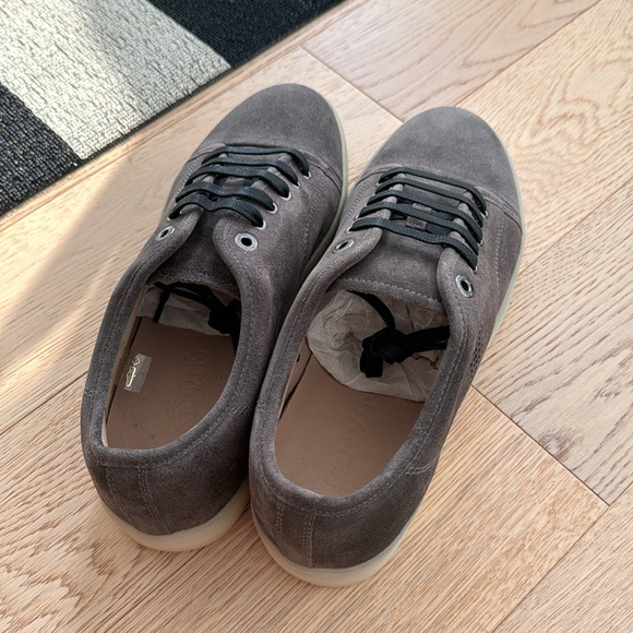 Lanvin taupe suede shoes - Picture 4 of 5